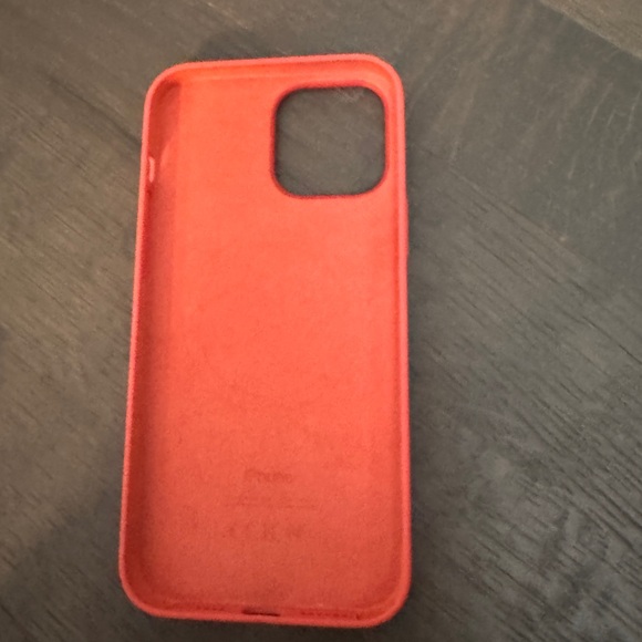 Apple iPhone 13 pro max case from Apple silicone in pink. - Picture 3 of 3